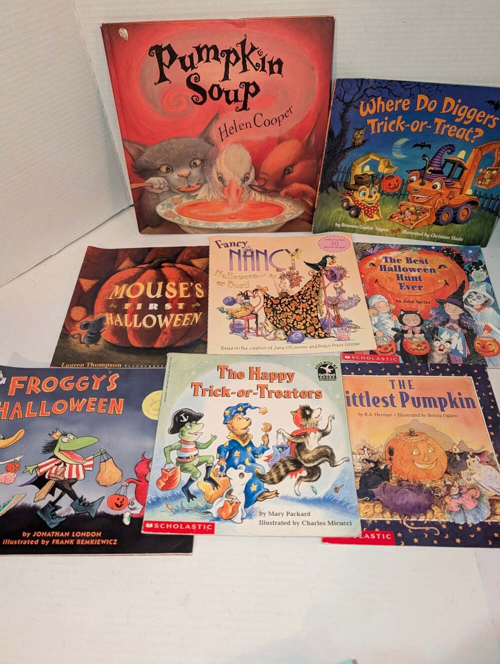 Lot 8 Children's Halloween Picture Books Vintage Paperback Pumpkin soup HC